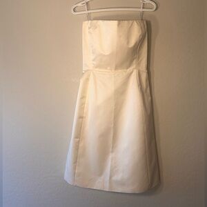 Calvin Klein Collection strapless bridesmaid/homecoming dress Size 6